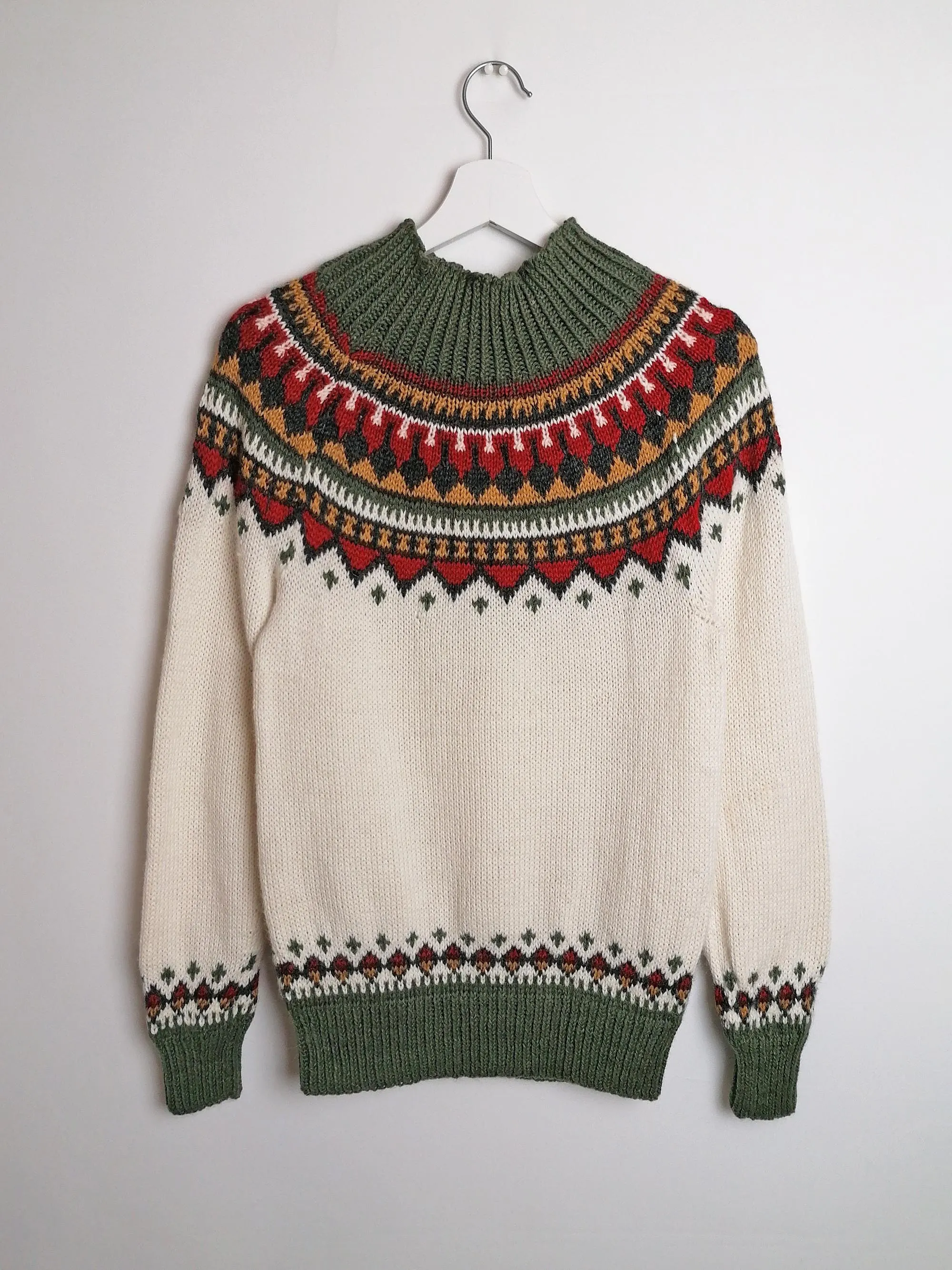 80's Fair Isle Retro Ski Sweater - size S-M