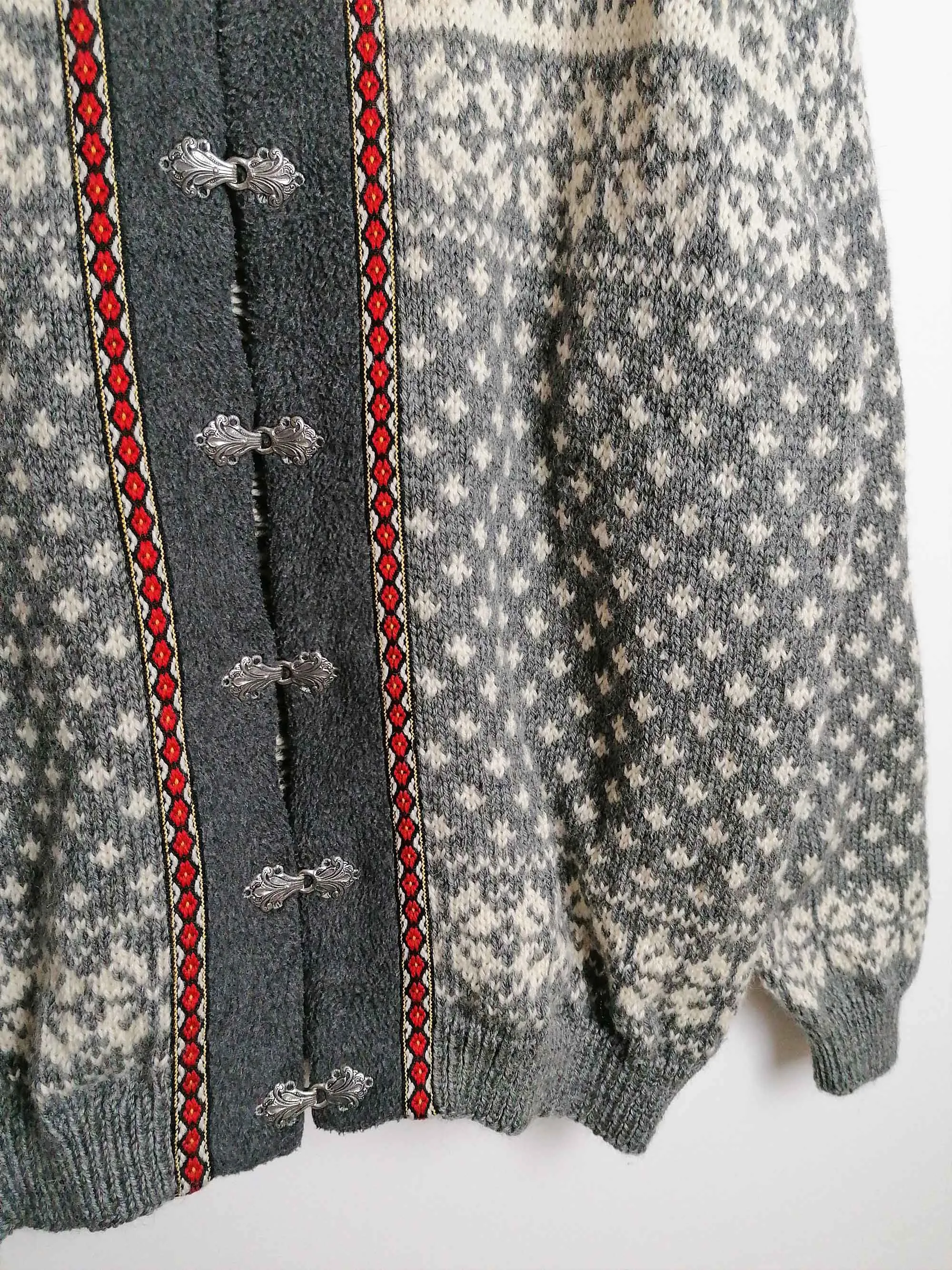 80's Norway Folk Cardigan - size M-L