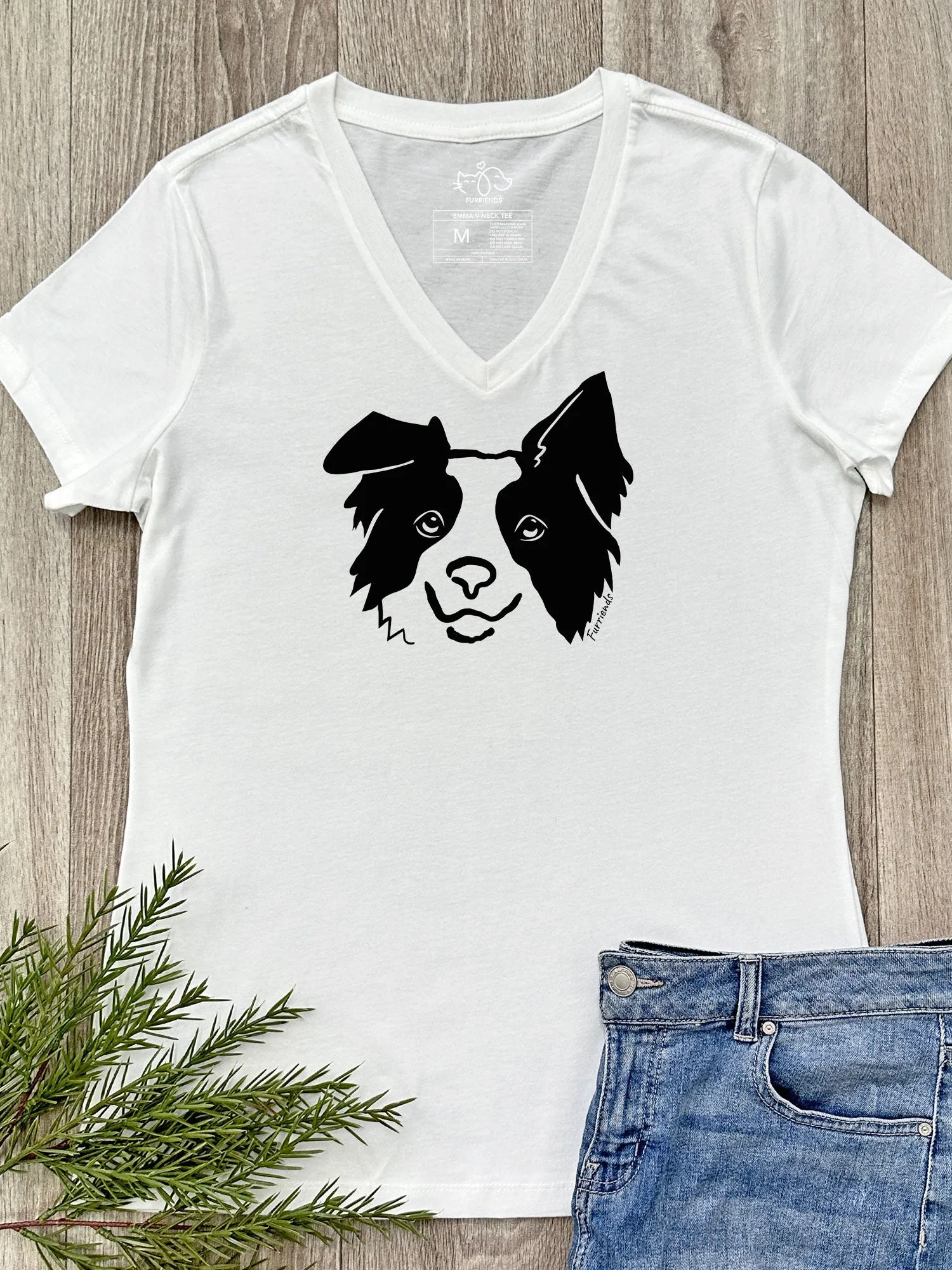 Border Collie Emma V-Neck Tee