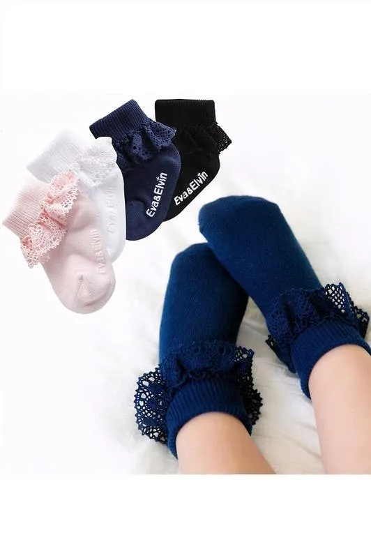 Frill Ankle Socks: White