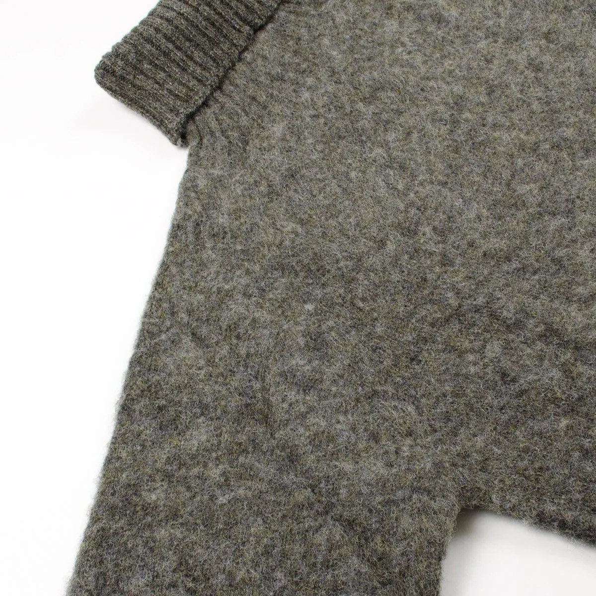 Howlin' - Sylvester Wool Turtleneck - Essence