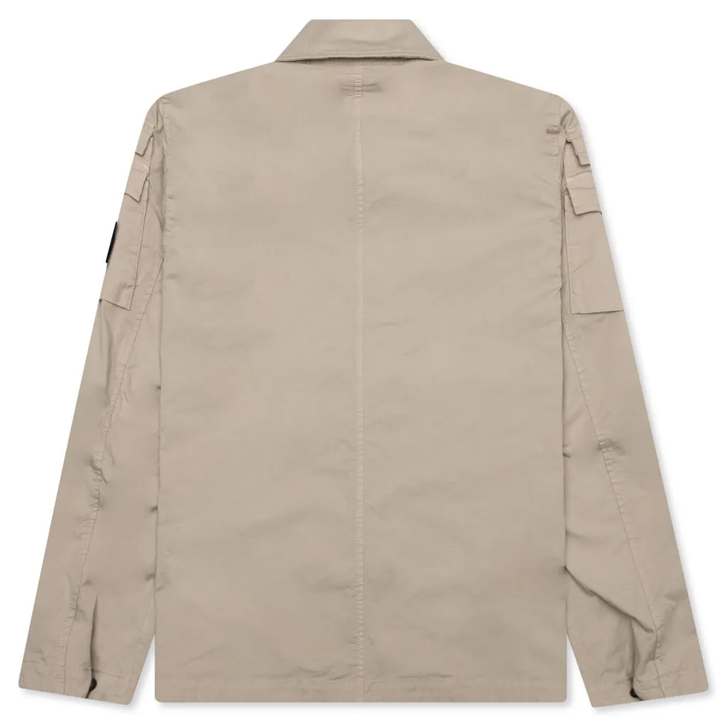 Sand-Colored Overshirt for Casual Wear