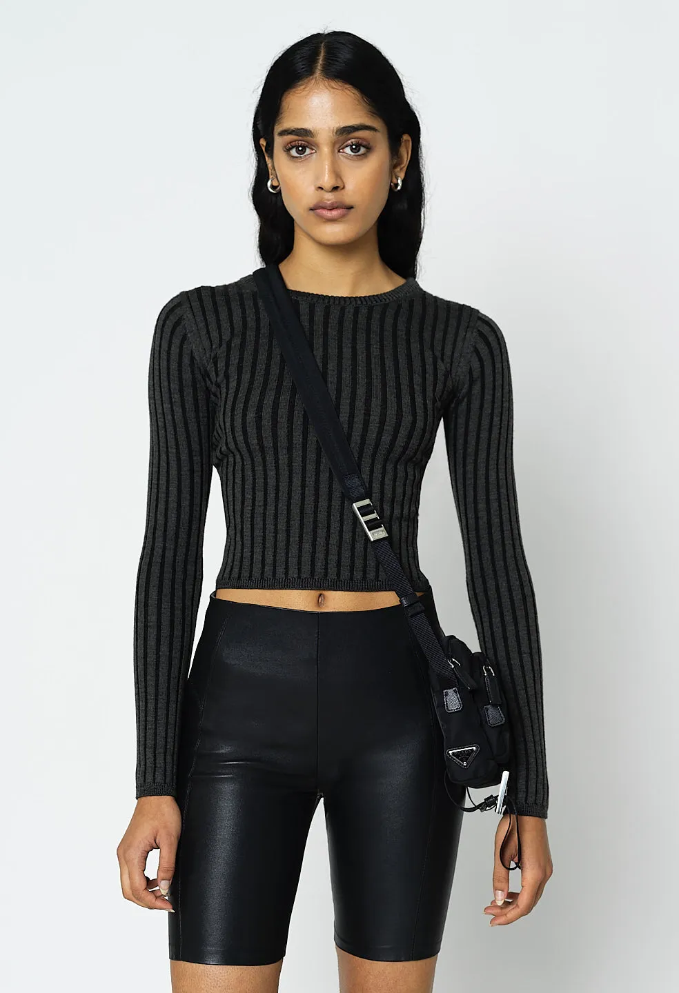 Reveal Silk Cashmere Rib Cropped Crew / Storm X Black