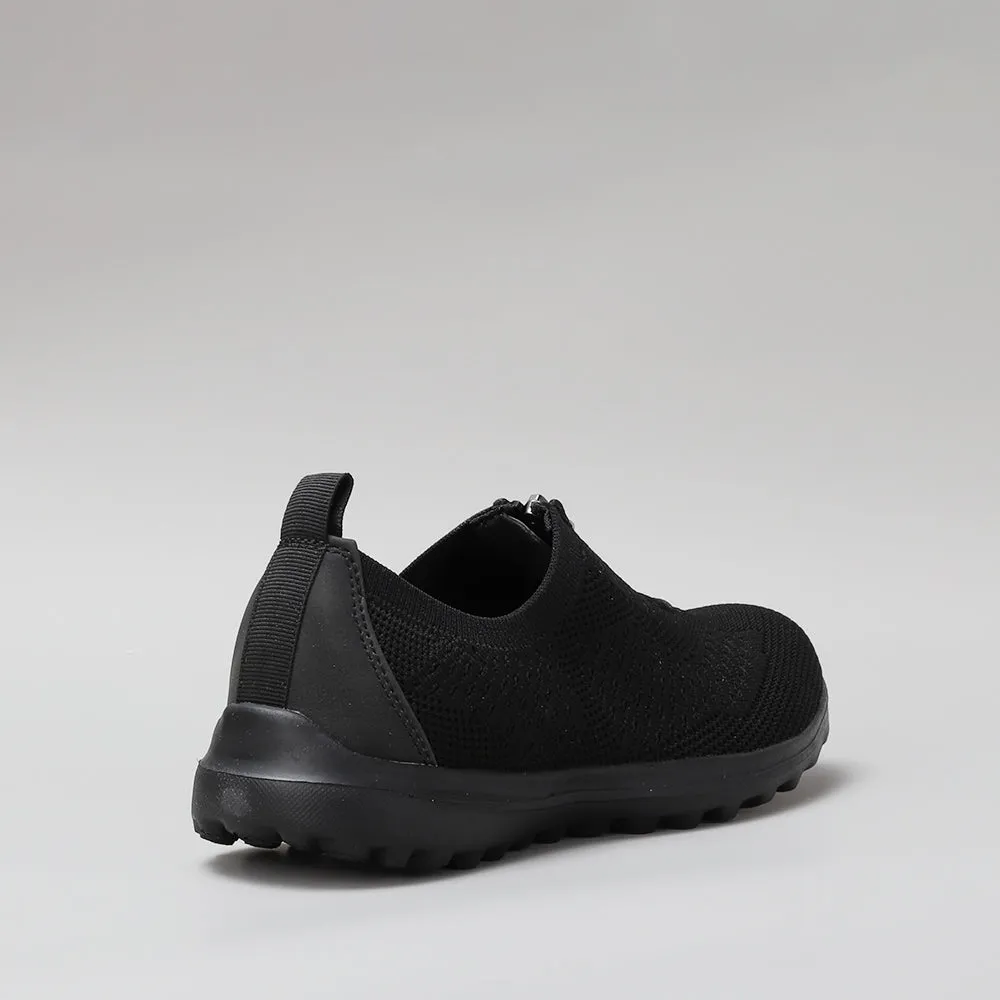 Stride - Black/Black sole